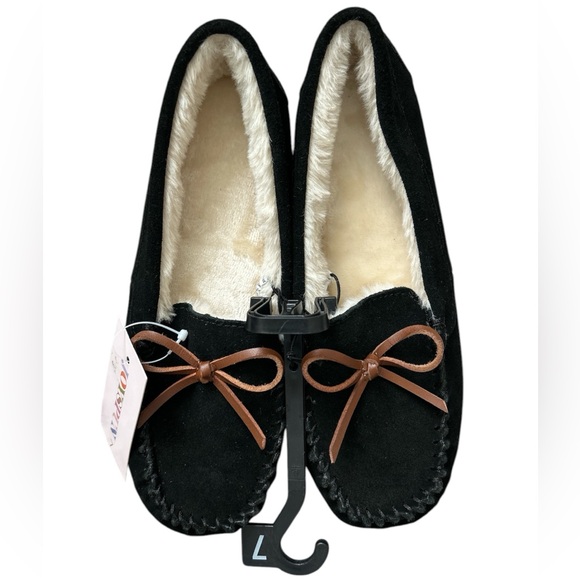 Joyspun house slippers Size 10W - Picture 2 of 3